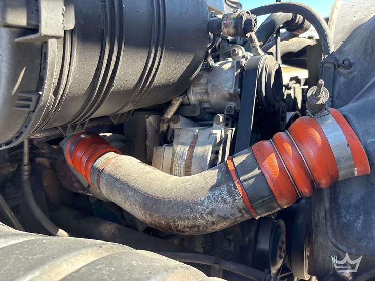 2006-international-durastar-4300-image-12