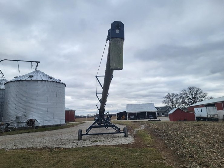 harvest-international-h1062-image-4