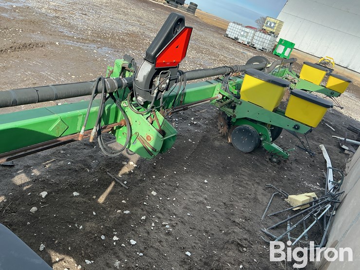 john-deere-7300-image-9