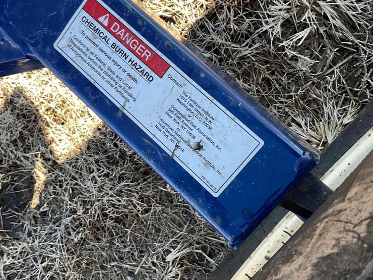 1977-chemi-trol-1000-gal-nurse-tank-on-duo-lift-running-gear-image-11