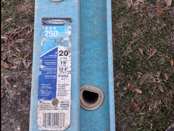 #328-•-lot-of-2-werner-extension-ladders-image-5