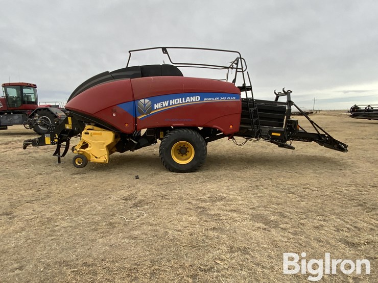 2013-new-holland-340-image-8