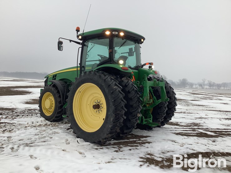 2012-john-deere-8235r-image-7
