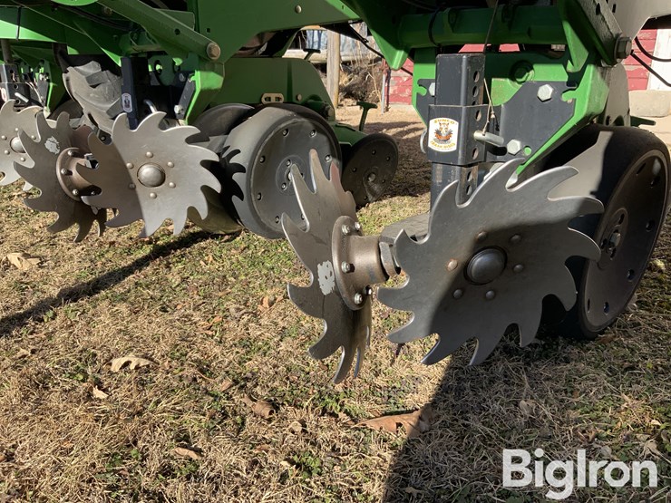 2007-john-deere-1710-image-11