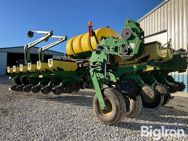 2009-john-deere-1770nt-image-7