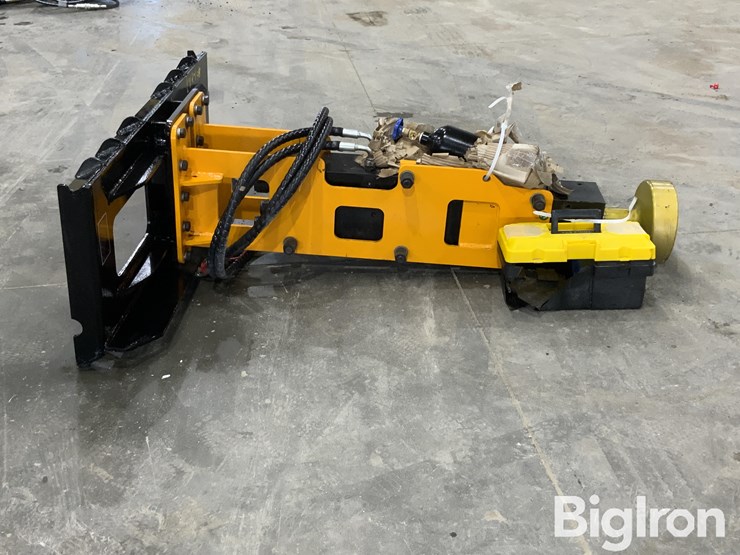 2025-giyi-d680-skid-steer-pile-hammer-(driver)-image-4