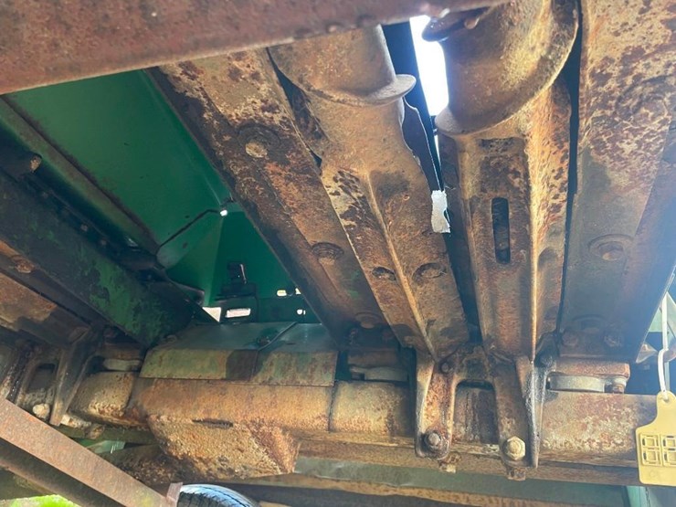 john-deere-843-image-10