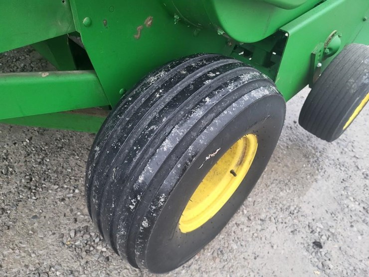 john-deere-348-image-38