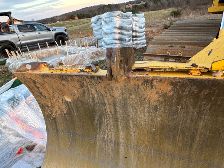 komatsu-d65px-image-20