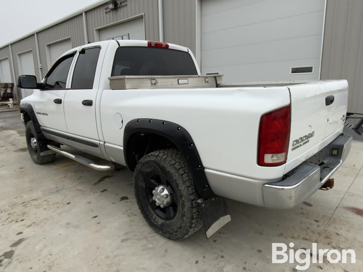 2004-dodge-ram-3500-image-7