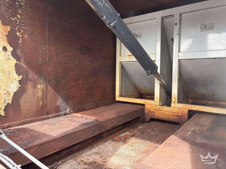 2012-ford-f750-image-27