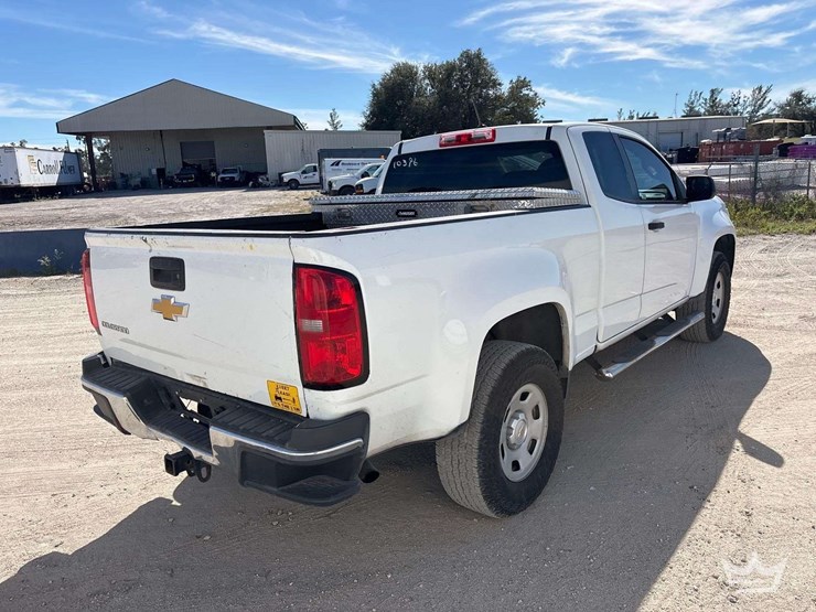 2017-chevrolet-colorado-image-3