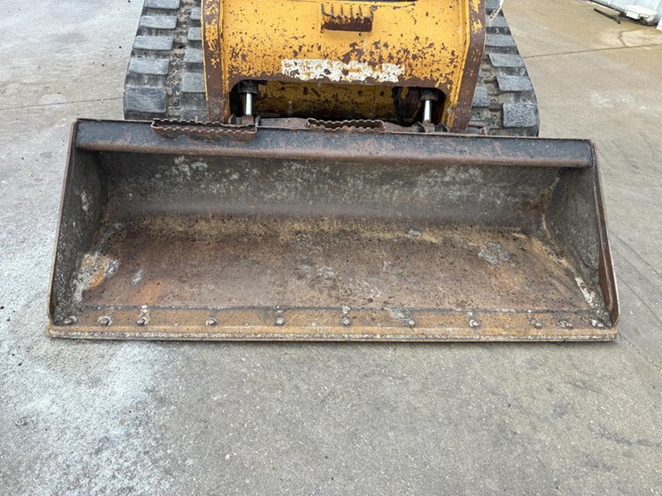 caterpillar-279c2-image-11