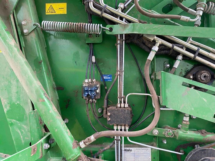 mchale-750-v6-round-baler,-image-64