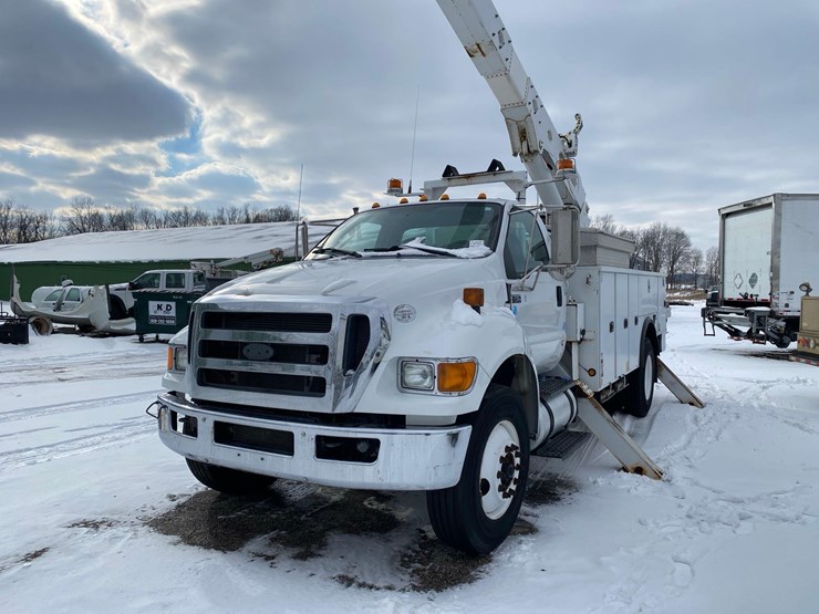 2015-ford-f750-image-17