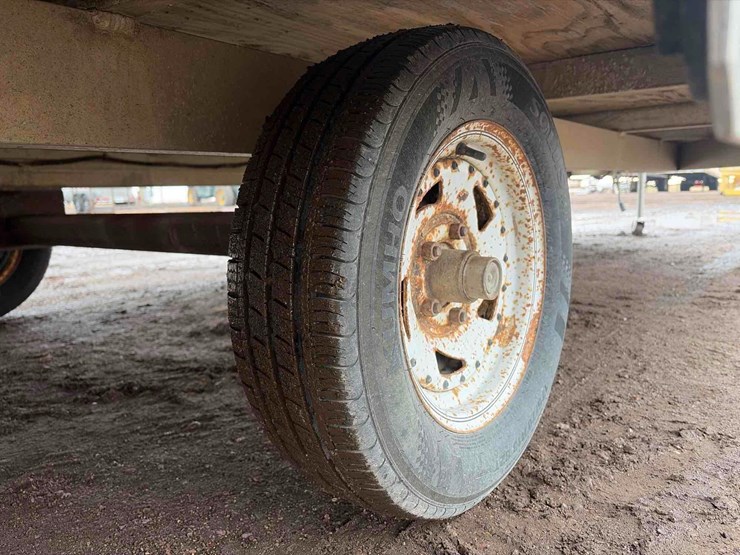 1988-rance-aluminum-deck-over-snowmobile-trailer-image-17