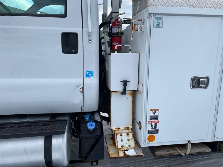 2015-ford-f750-image-33