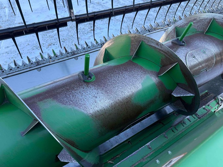 john-deere-630f-image-25