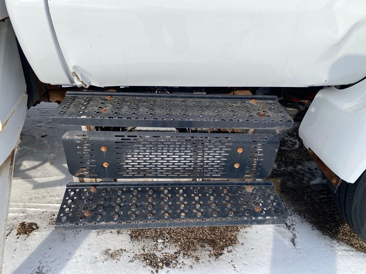 2015-ford-f750-image-19