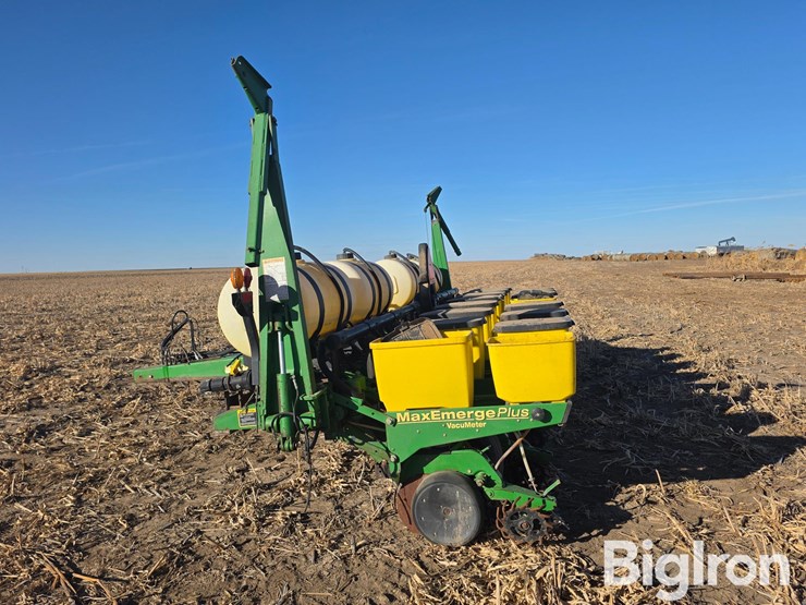 john-deere-1750-image-8