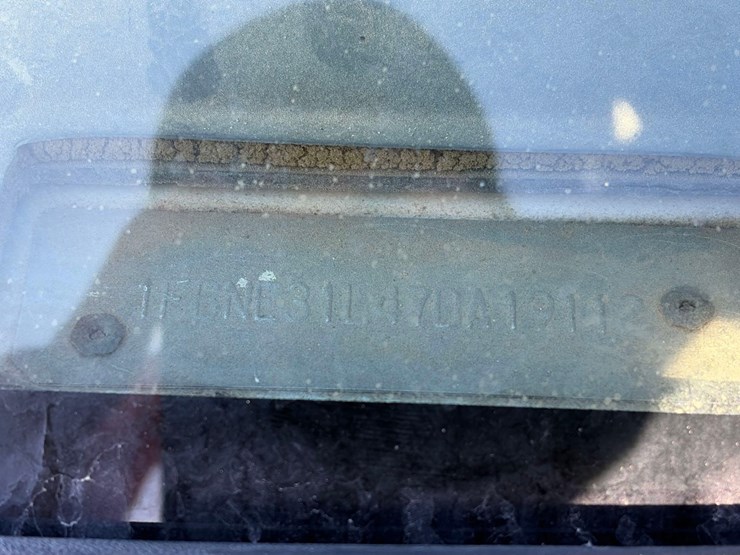 2007-ford-econoline-van-image-2