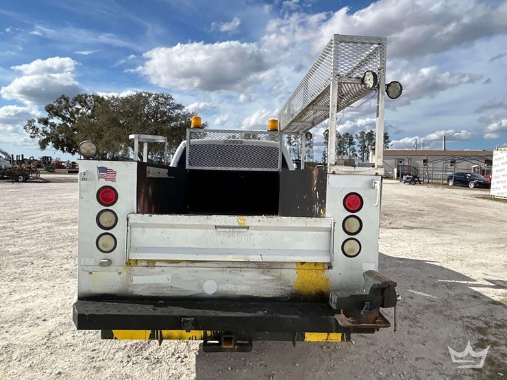 2015-ford-f350-image-28