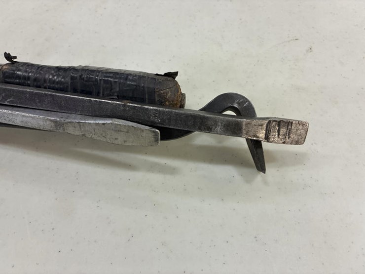 #115333-•-pry-bars-image-2