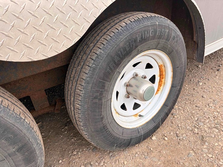 2022-dct-enclosed-trailer-image-14