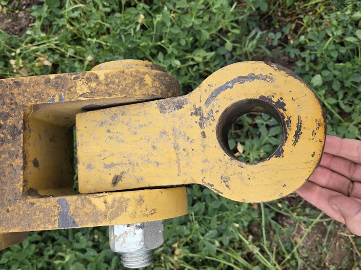 2022-holcomb-1400n-image-9