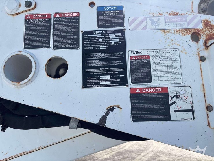 2014-ford-f550-image-32