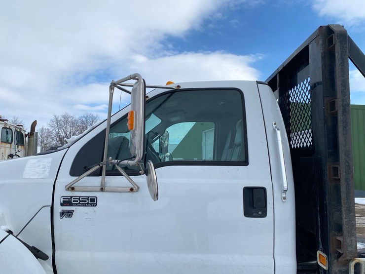 2012-ford-f650-image-28