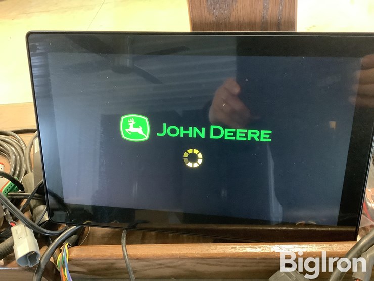 2024-john-deere-pfa13495-g5-plus-universal-monitor-image-9