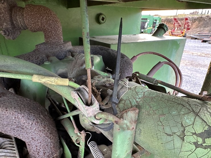 #2946-•-towable-hydro-seeder-image-29