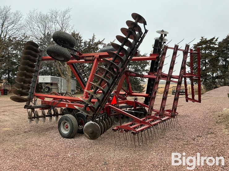 international-496-image-7