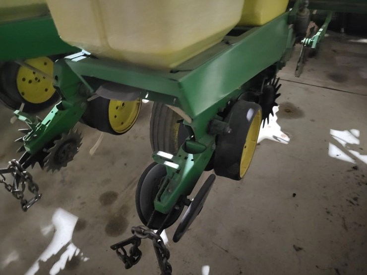 john-deere-7000-image-19