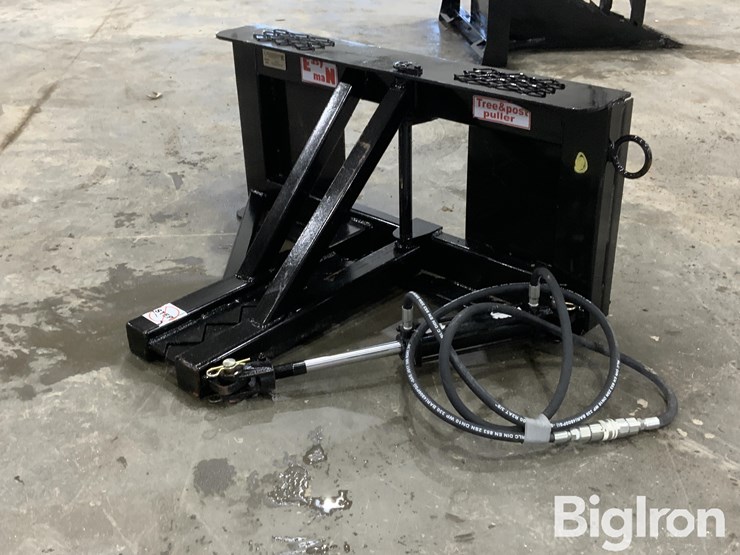 2025-industrial-america-easy-man-skid-steer-tree/post-puller-image-1