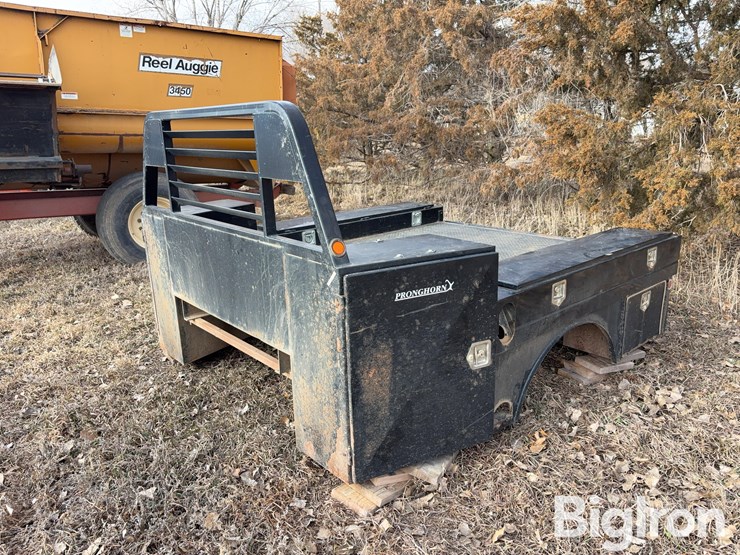 pronghorn-flatbed-image-1