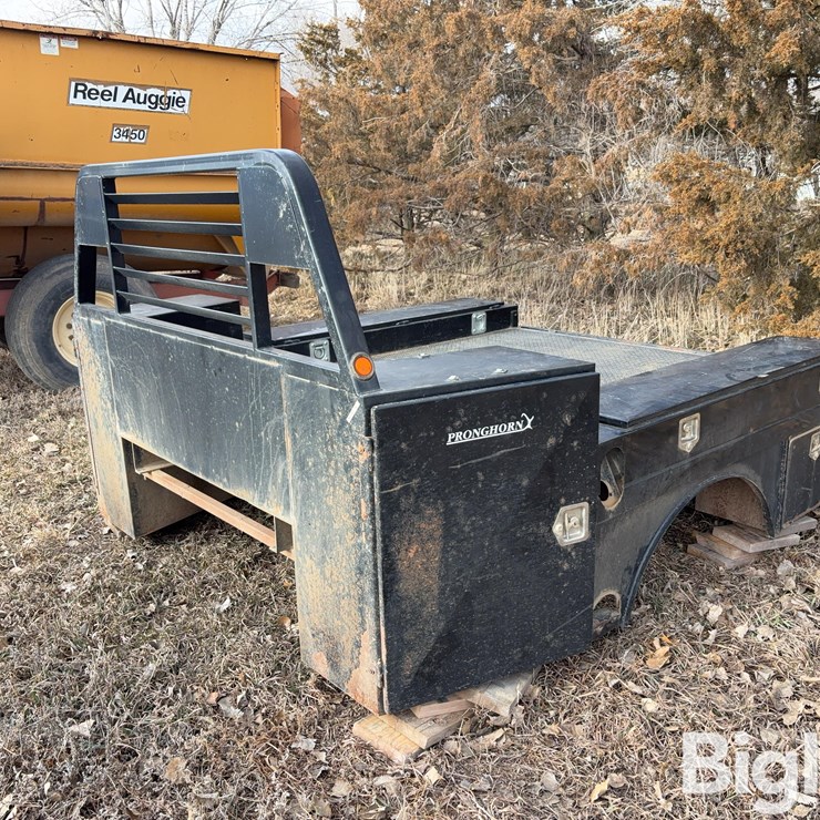Pronghorn Flatbed