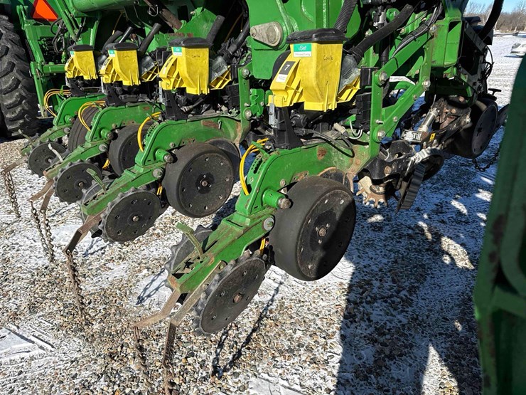 john-deere-1790-ccs-image-25