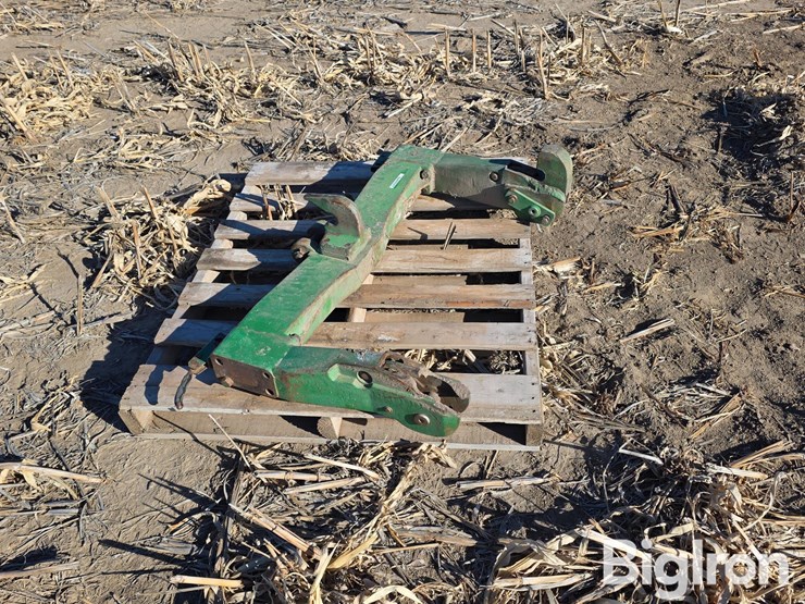 john-deere-quick-attach-image-5