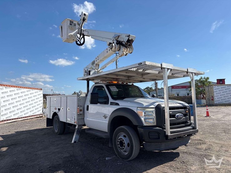 2014-ford-f550-image-2