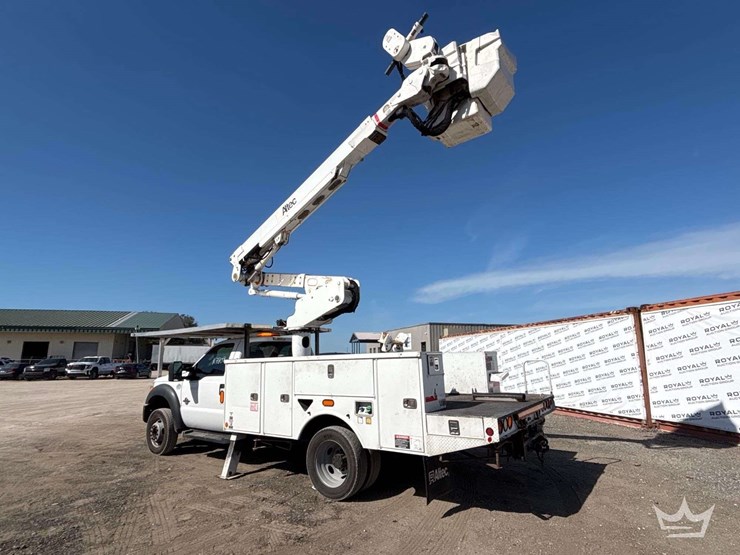 2014-ford-f550-image-4