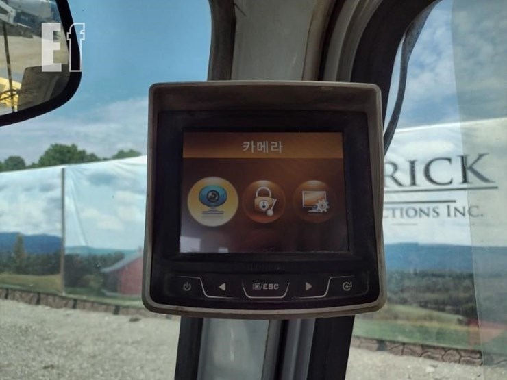 hyundai-110d-7e-image-11