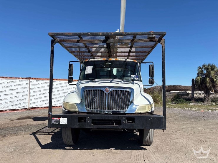 2006-international-durastar-4300-image-41