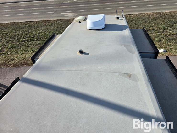 2021-heartland-elkridge-38rsrt-5th-wheel-camper-image-12