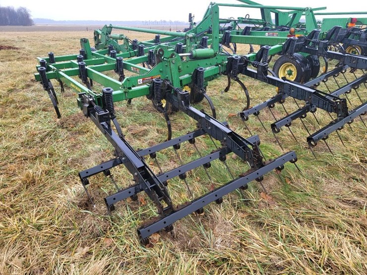 john-deere-2200-image-19