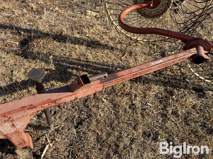 3-pt-hay-inverter-rake-image-12