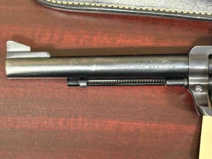ruger---blackhawk---.357-mag.-revolver-image-4