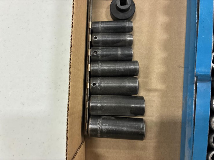 #115292-•-3/8-drive-snap-on-metric-sockets-image-2