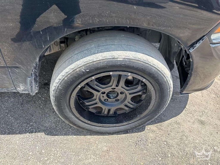 2014-dodge-1500-image-27